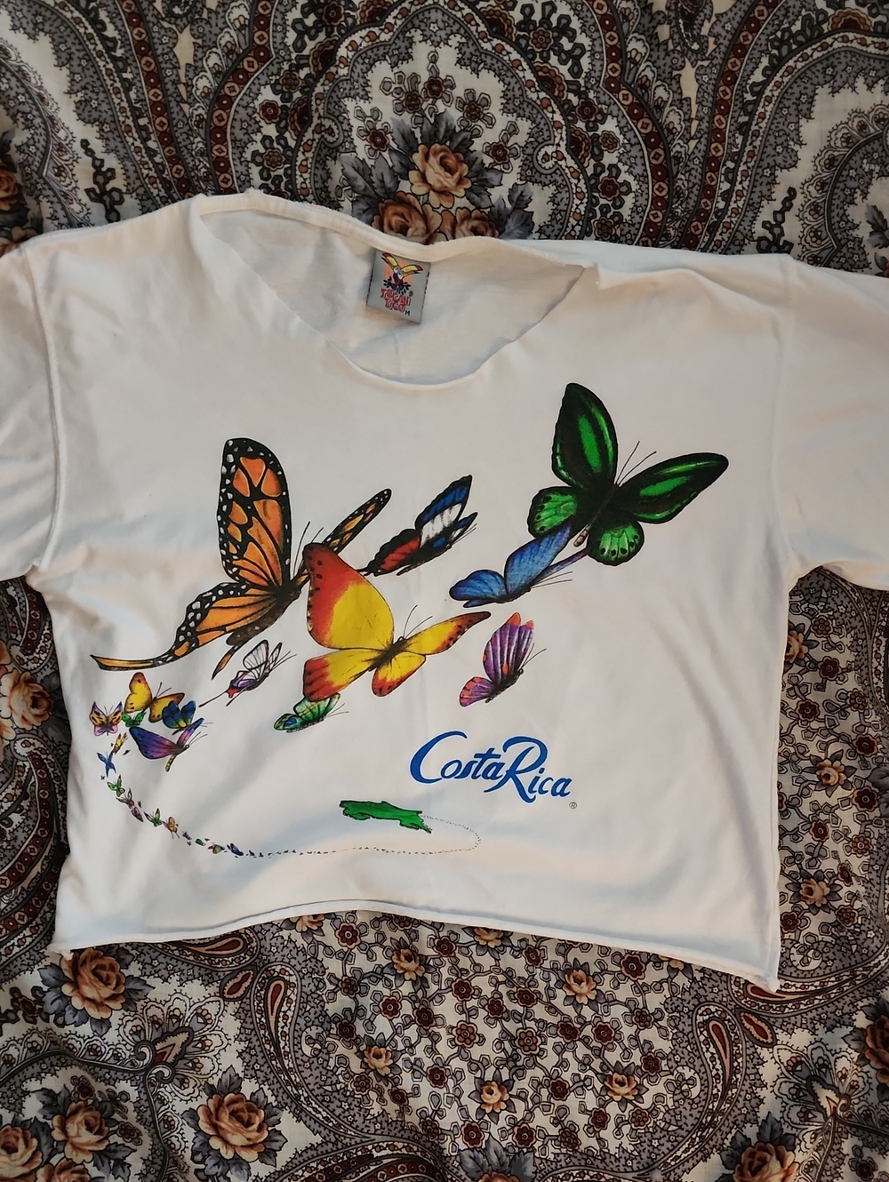 Vintage Cropped White Costa Rica Butterfly Graphic Tee – Size M
